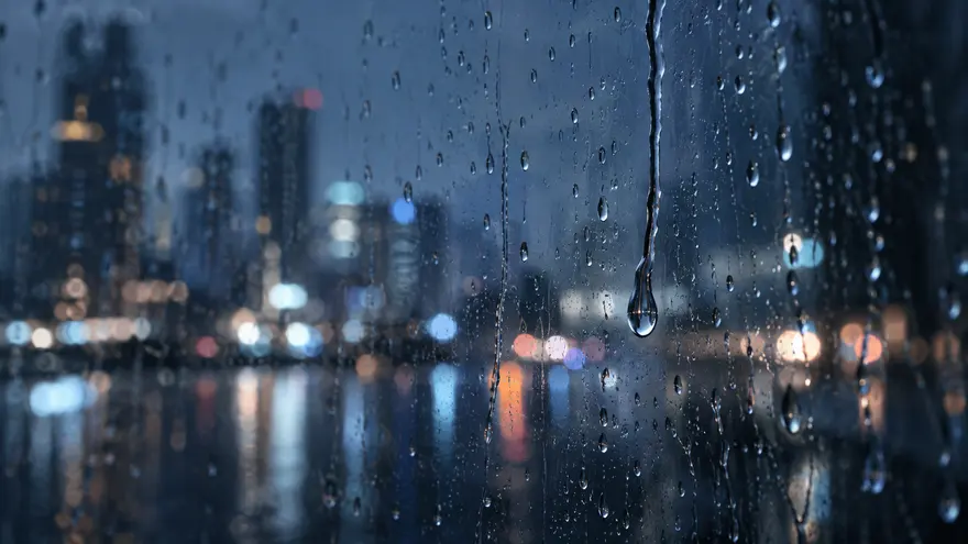 雨夜窗玻璃雨滴微距特写 AI 绘画提示词